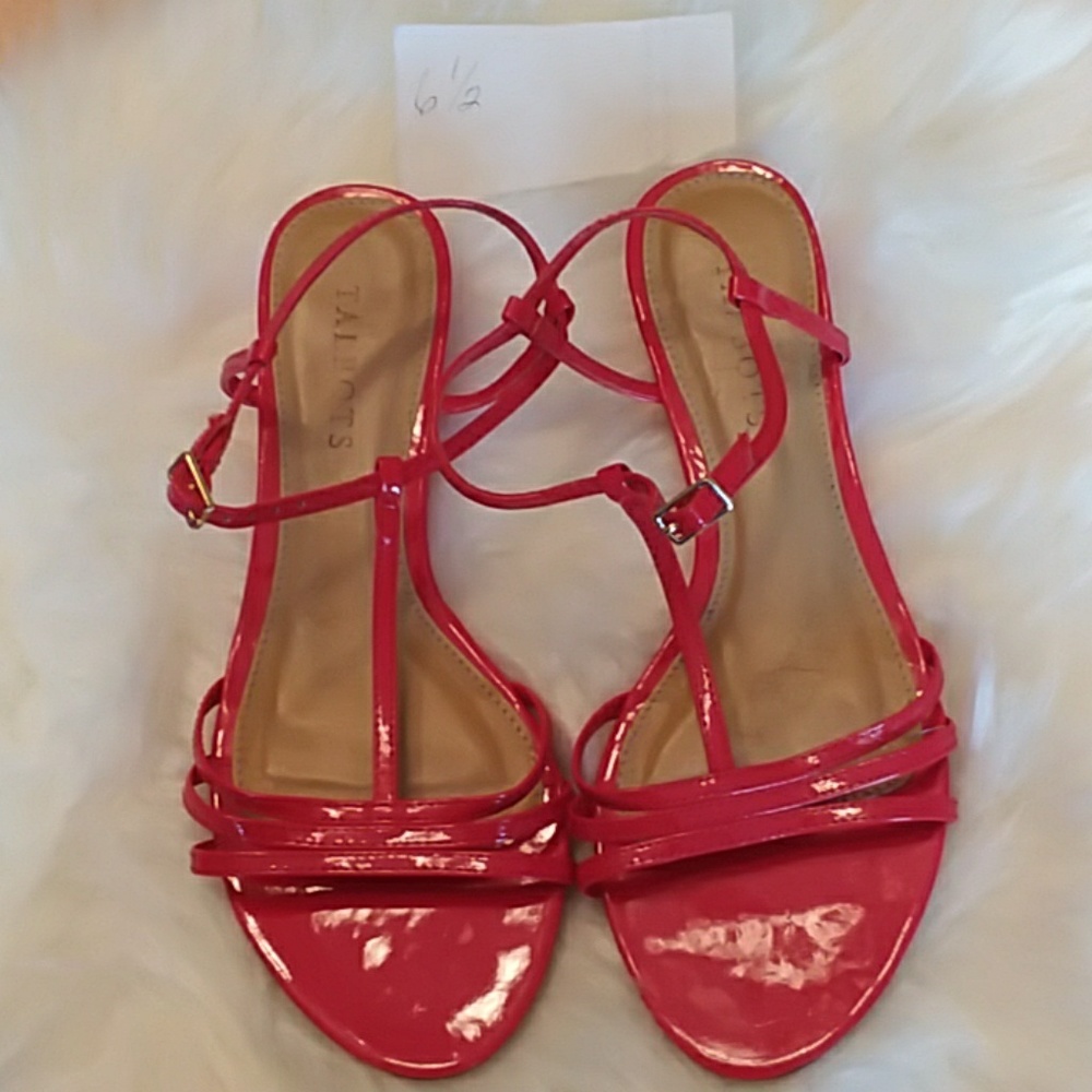 TALBOTS  RED PATENT SANDALS 6.5